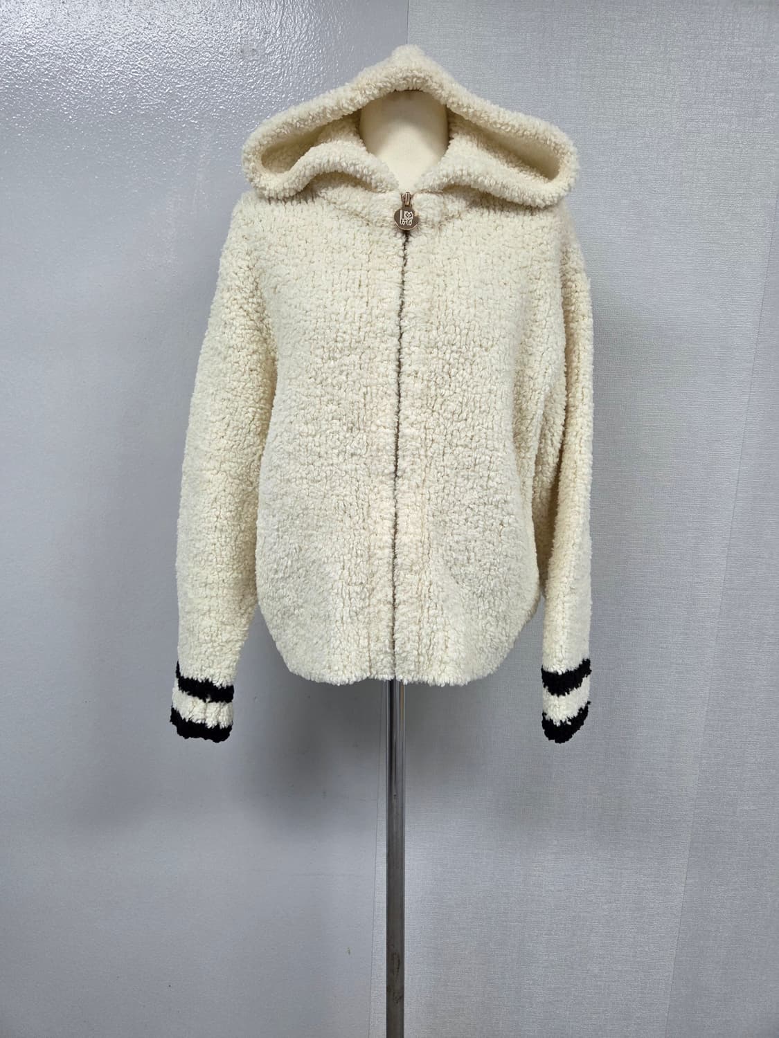 오즈세컨   인따르시아  후드니트 상품이미지1