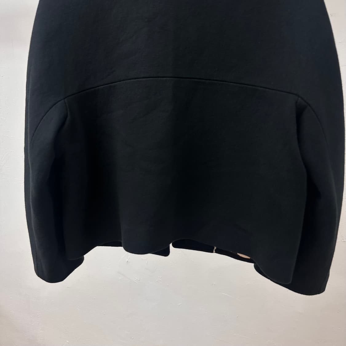 럭키슈에뜨 블랙 라운드 금장 단추 자켓 J41 상품이미지8