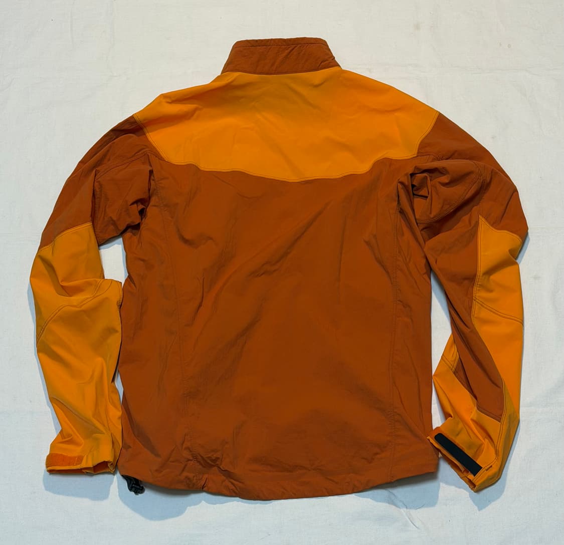 아크테릭스 감마 SL 초경량 하이브리드 바람막이 자켓 오렌지 상품이미지3