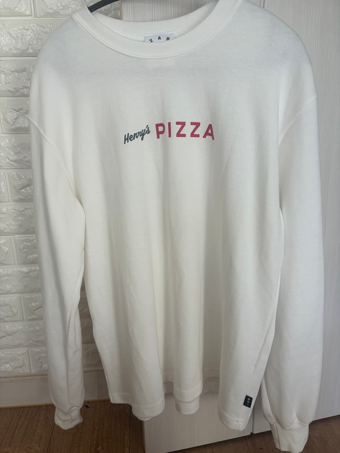 아이앱 스튜디오 x 헨리스 피자 롱슬리브 화이트 M 상품이미지2