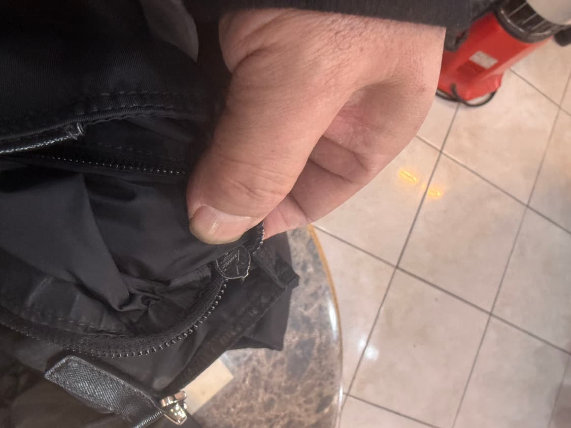 정품 프라다 나일론 2way백 팝니다 상품이미지8