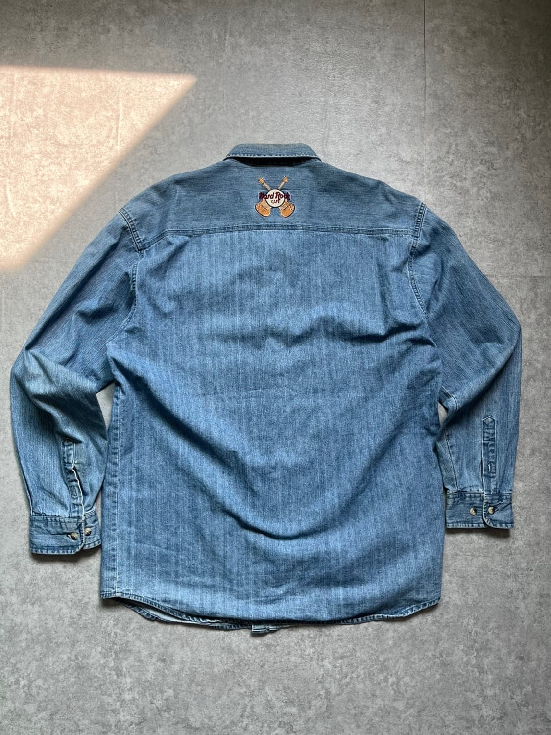 XL) 하드락카페 데님 셔츠 상품이미지5