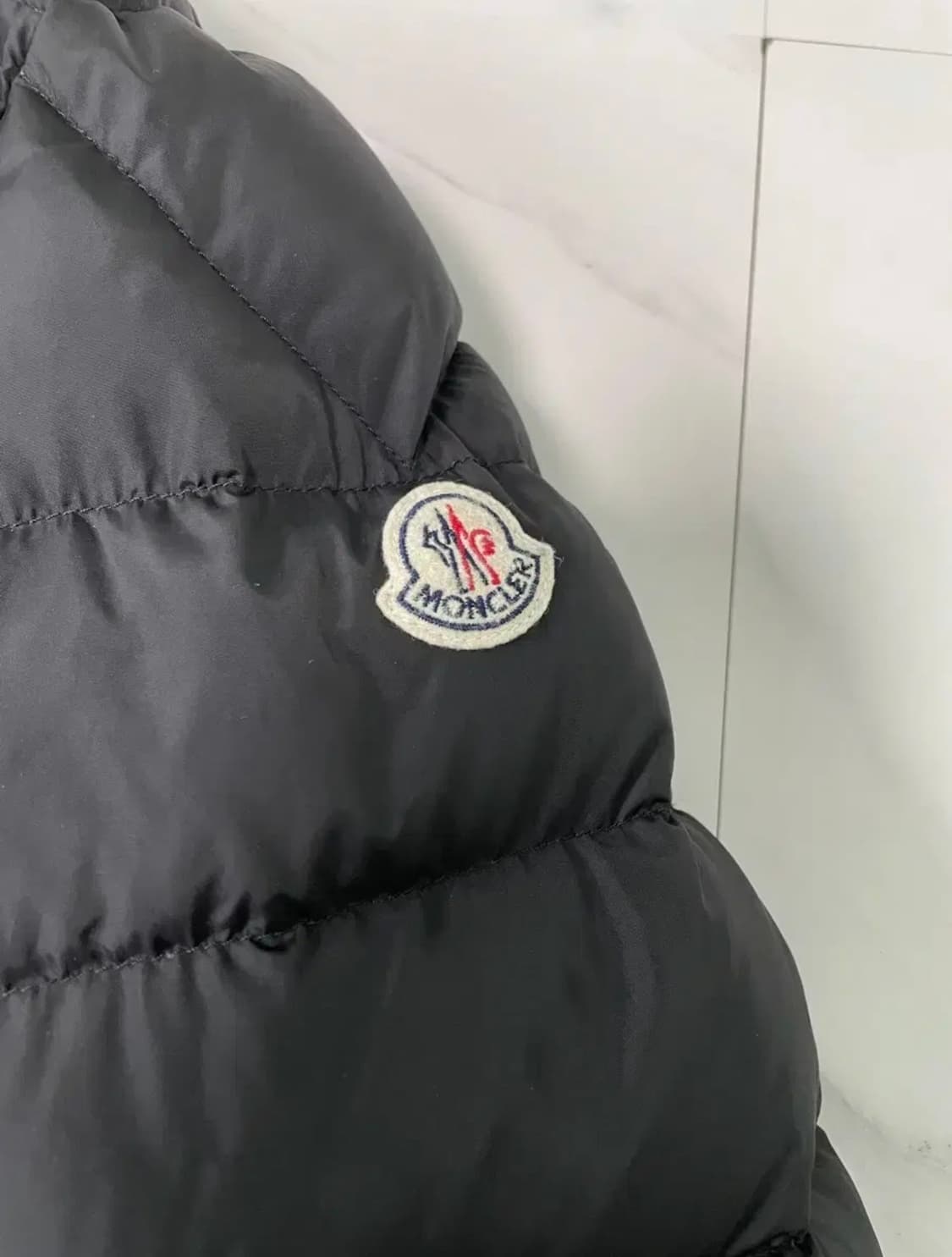 몽클레어 클루니 패딩 2사이즈 상품이미지2