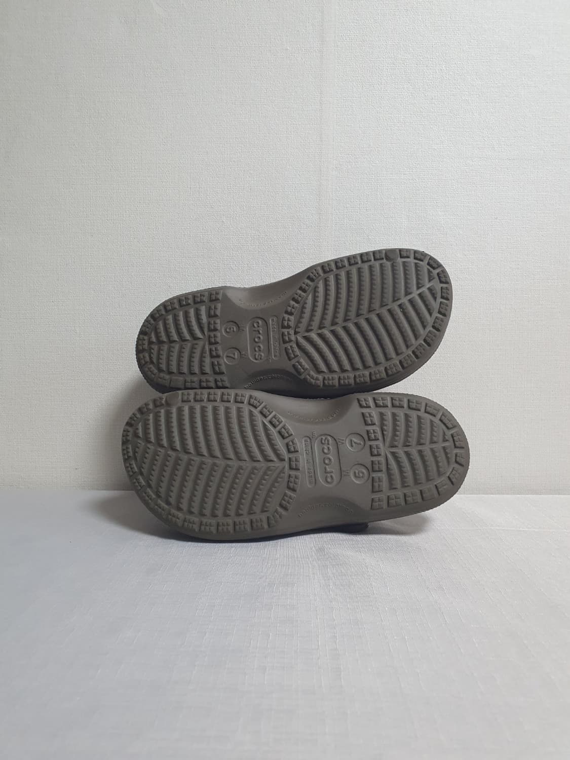 240mm 크록스 바야 클로그 샌들 카키 올리브 상품이미지8