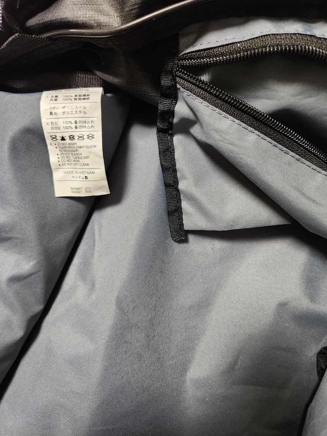 나이키 브라질리아 S 더플백 BA5957-010(미사용,새상품급)

스포 상품이미지9