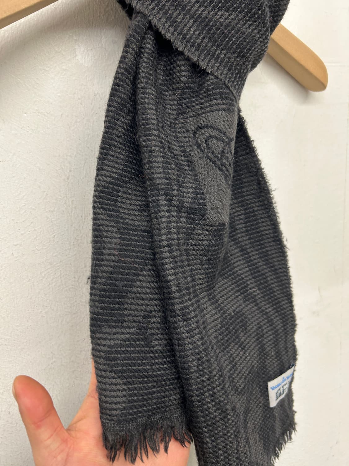 비비안 웨스트우드 머플러 상품이미지3