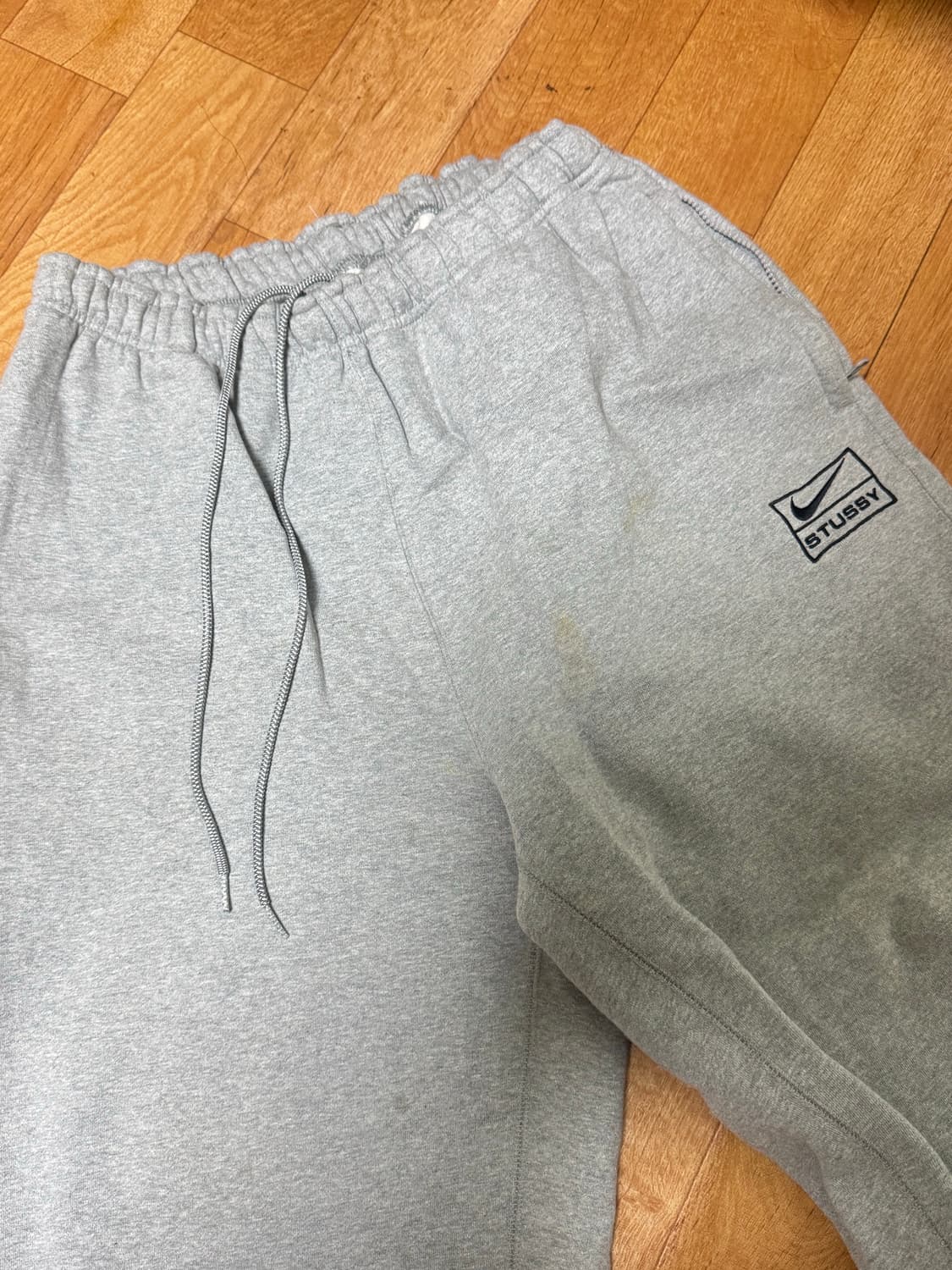 나이키 x 스투시 스웻팬츠 상품이미지2