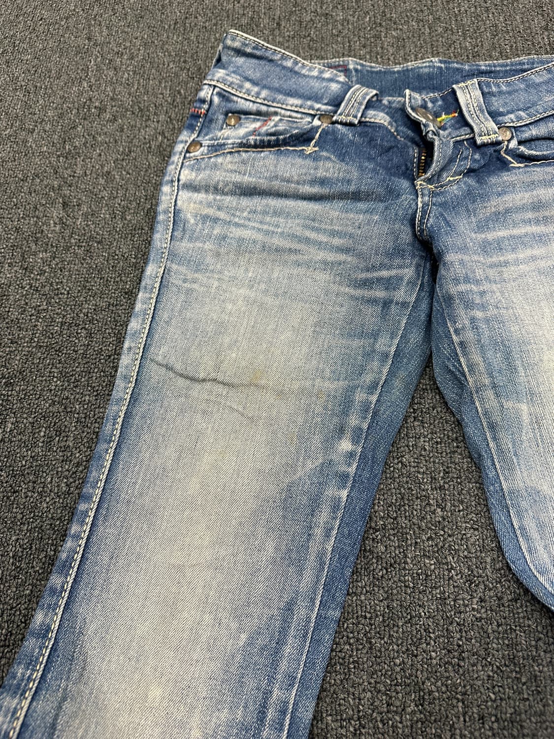 26) 에드윈 y2k 부츠컷 데님팬츠 연청 워싱 상품이미지5