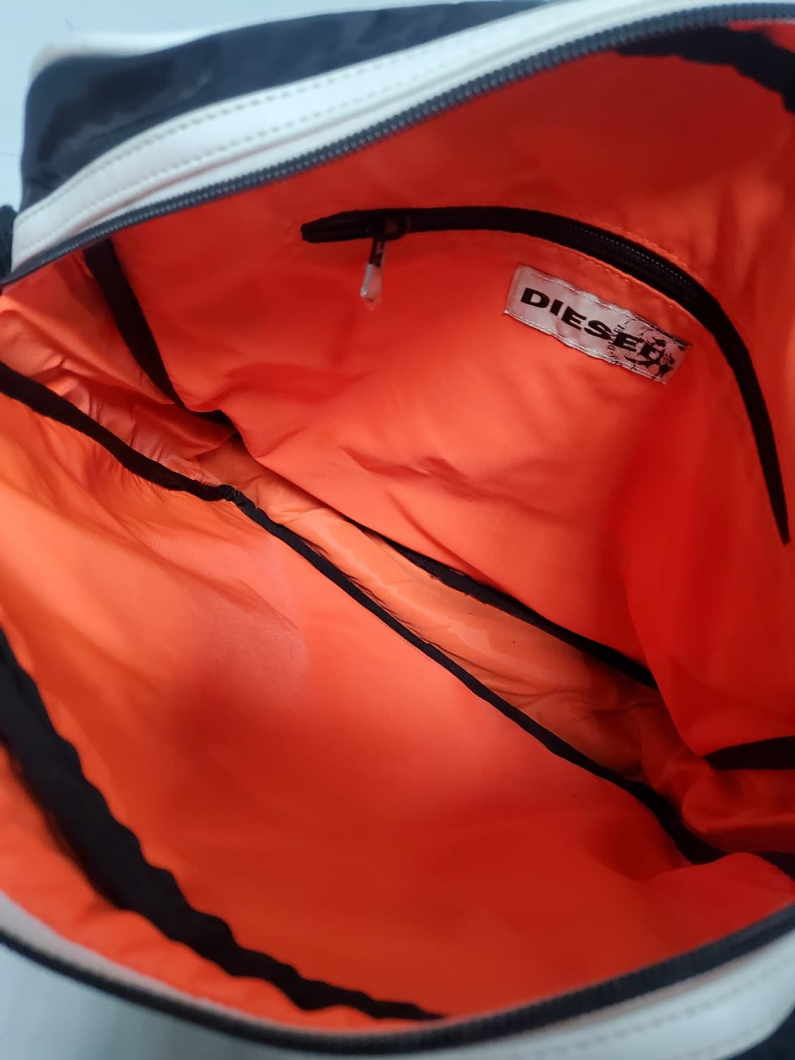 디젤 크로스백 정품 미사용  상품이미지8