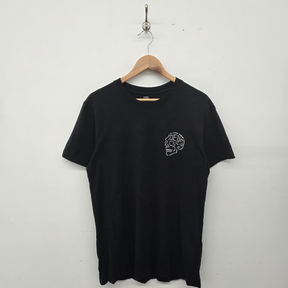 데우스 엑스 마키나 블랙 반팔 티셔츠 스컬 프린팅 남m 상품이미지1