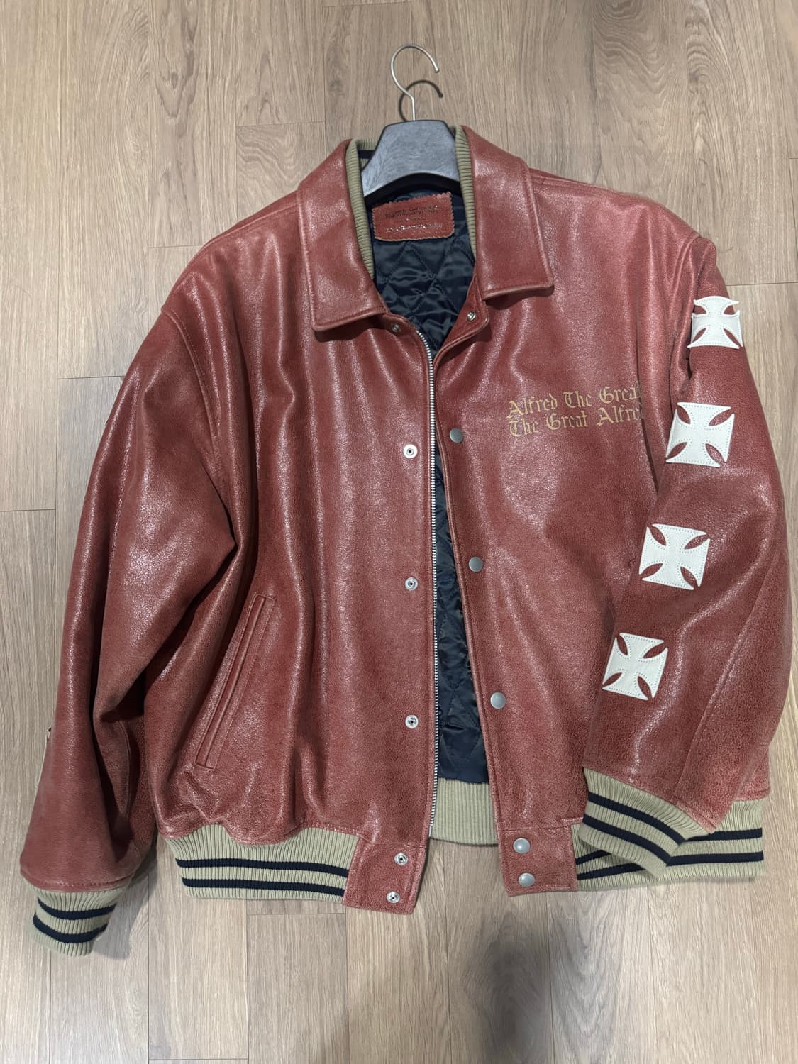 헤리티지플로스 알프레드 레더 스타디움 레드 M 상품이미지1