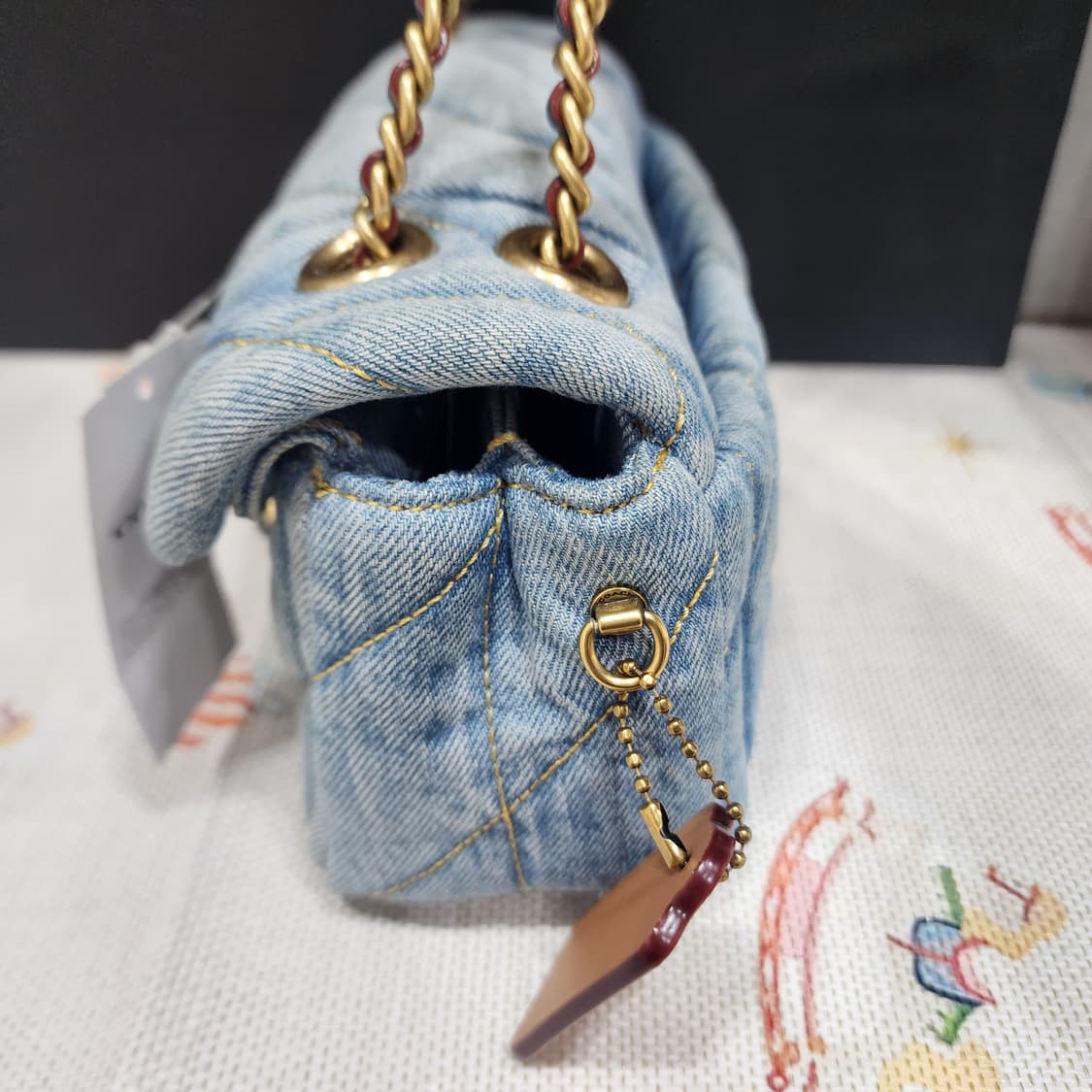 코치 데님 태비 20 숄더백 새제품 오염있음 상품이미지5