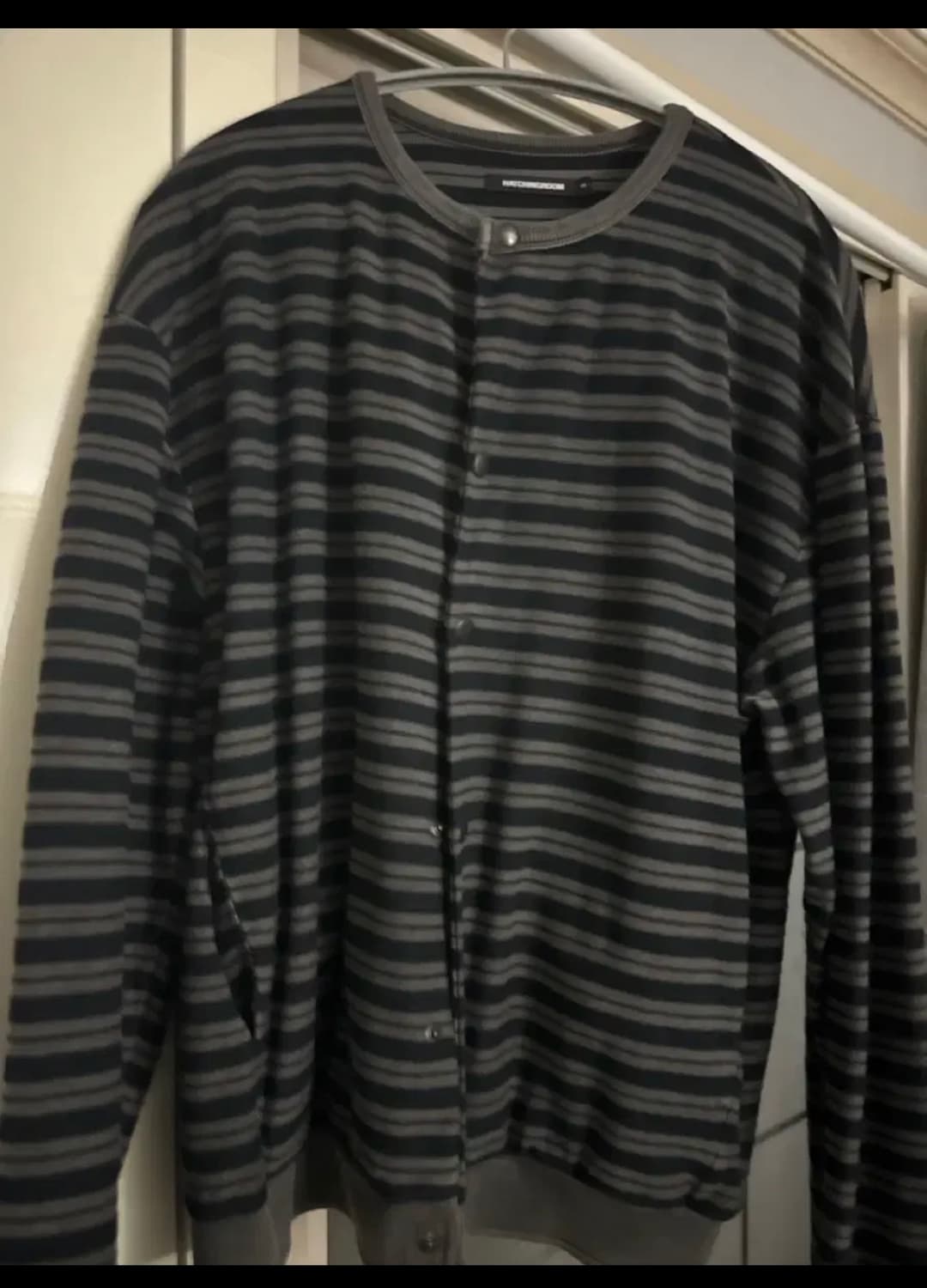 해칭룸 스트라이프 가디건 상품이미지1