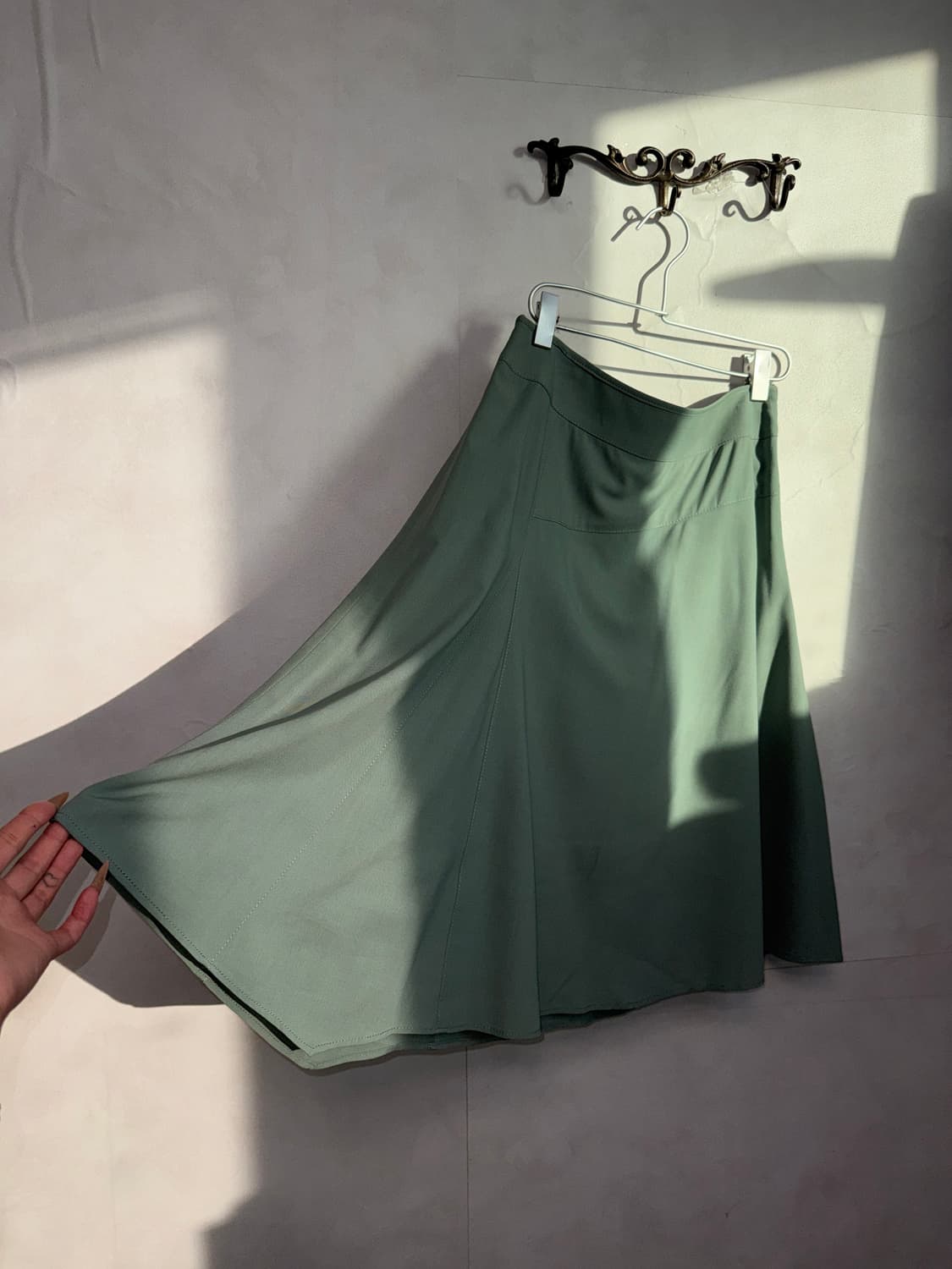 Pistachio unbal line midi skirt 상품이미지2