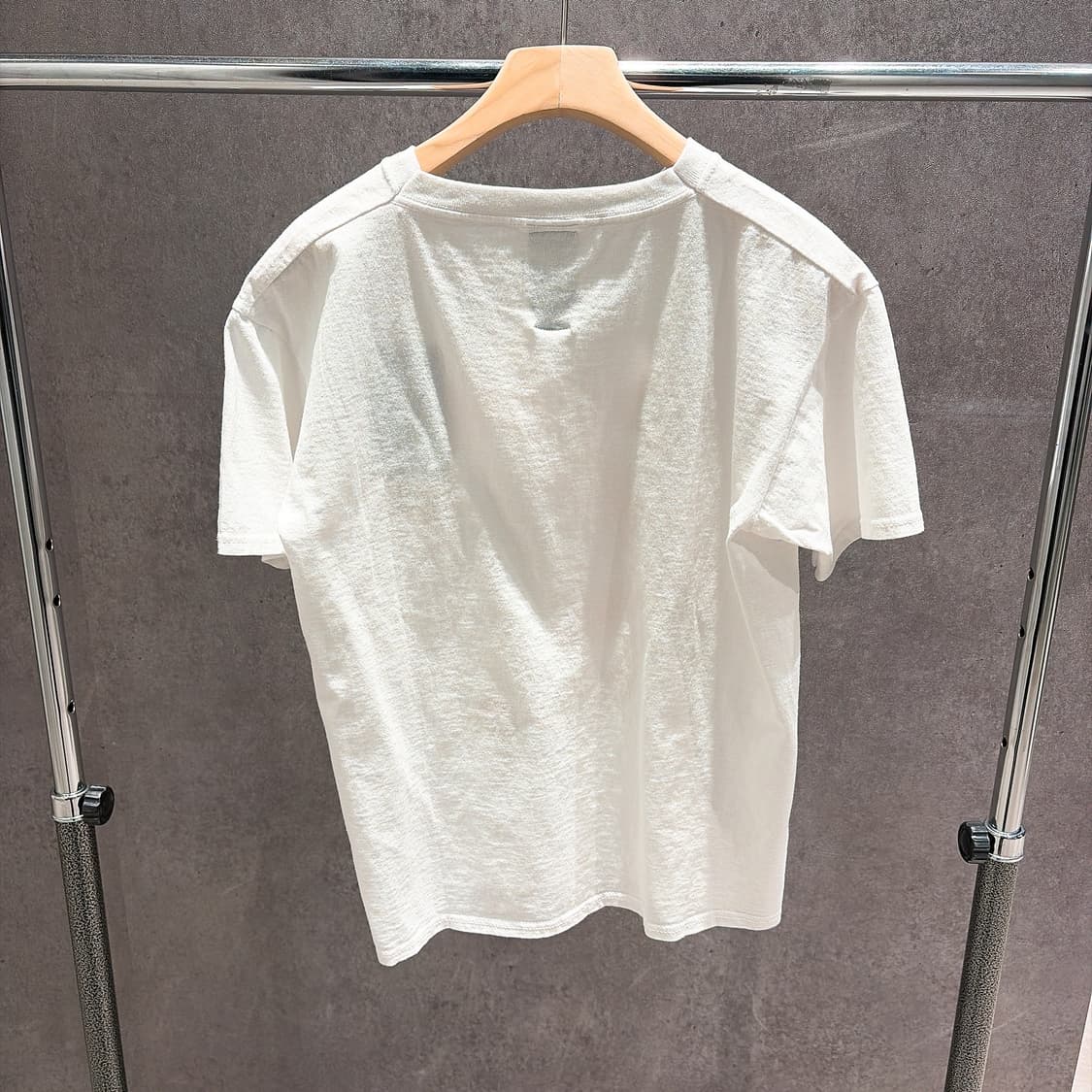 (정품/새상품) 와일드동키 화이트 스누피 프린트 티셔츠 상품이미지2