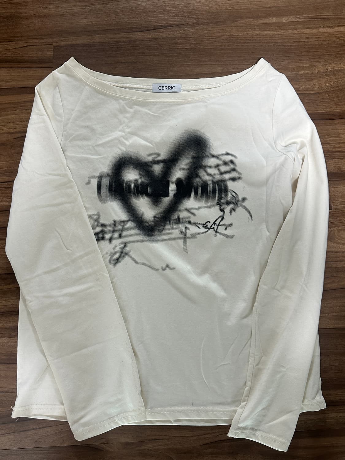 세릭 하트 보트넥 탑 아이보리 HEART BOAT NECK TOP 상품이미지5