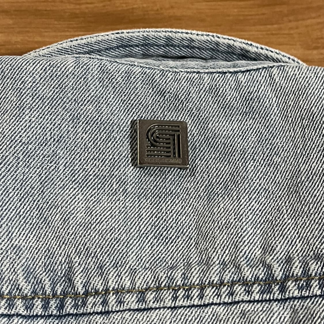 [110] 솔리드옴므 오버핏 데님셔츠 상품이미지7