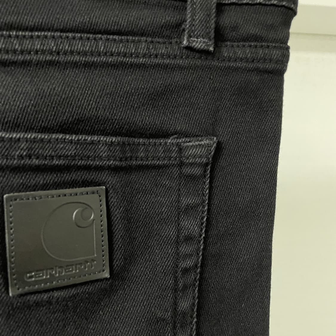 칼하트 WIP 블랙 데님 팬츠 31/32 상품이미지4