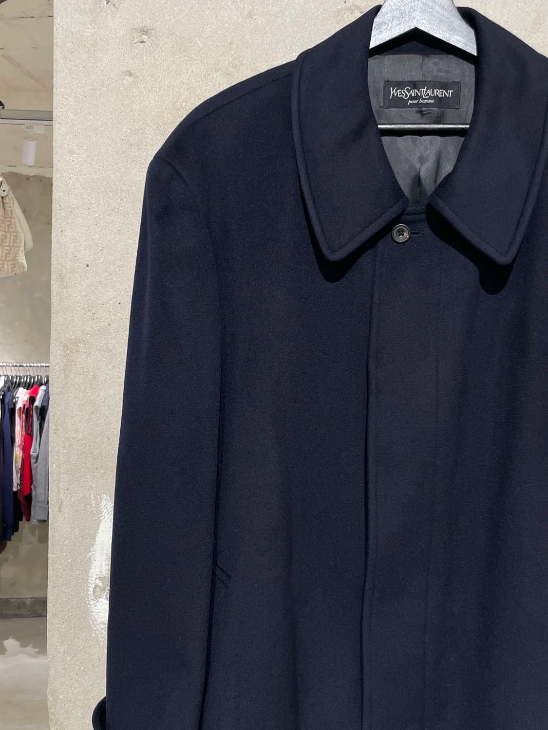 이브 생로랑 뿌르 옴므 다크 네이비 클래식 히든 버튼 울 숏 코트 상품이미지2