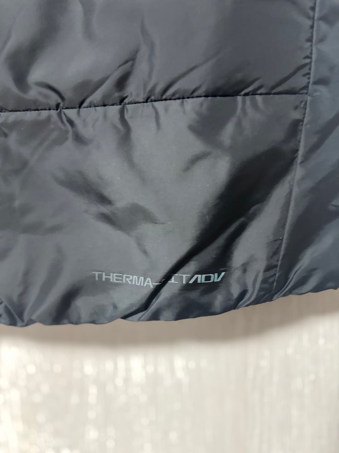 새상품 써마 핏 ADV 리펠 다운 러닝 베스트 L  상품이미지4