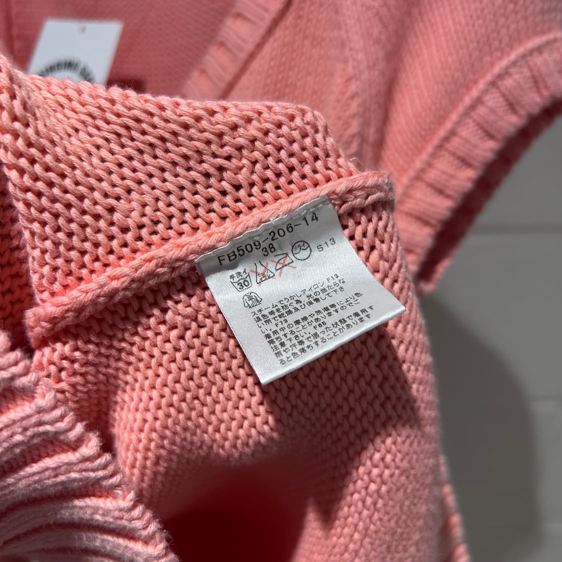 Burberry Baby Pink Knit Top 상품이미지7