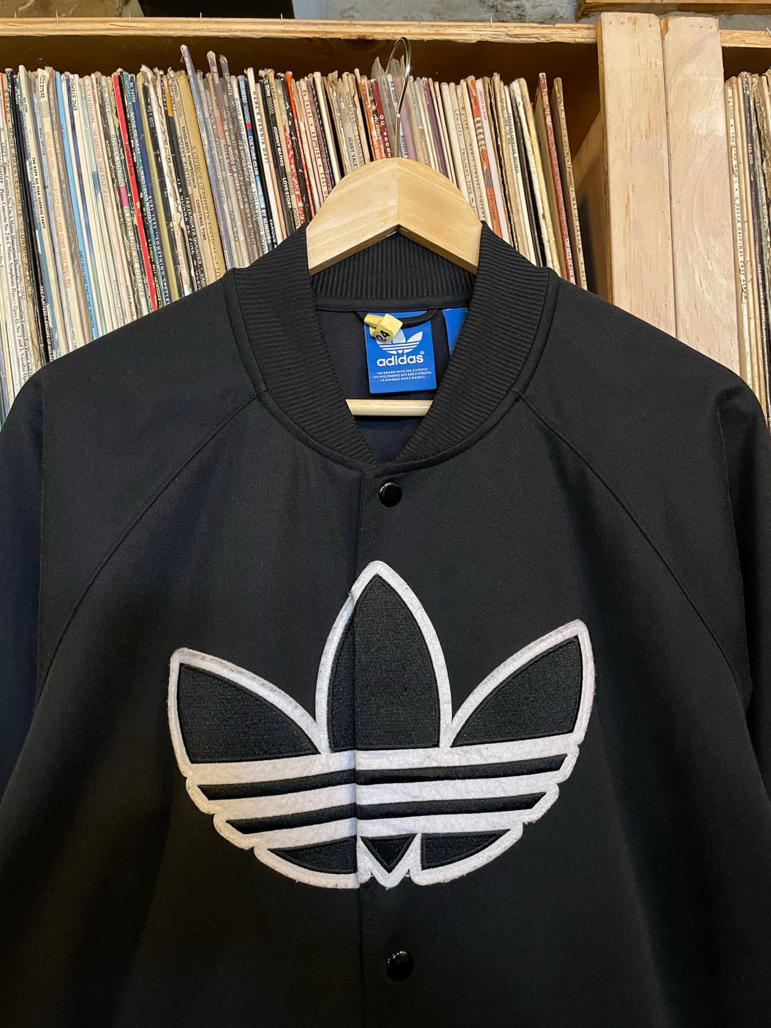 아디다스 유로파 블랙 트랙 바시티 자켓 상품이미지2