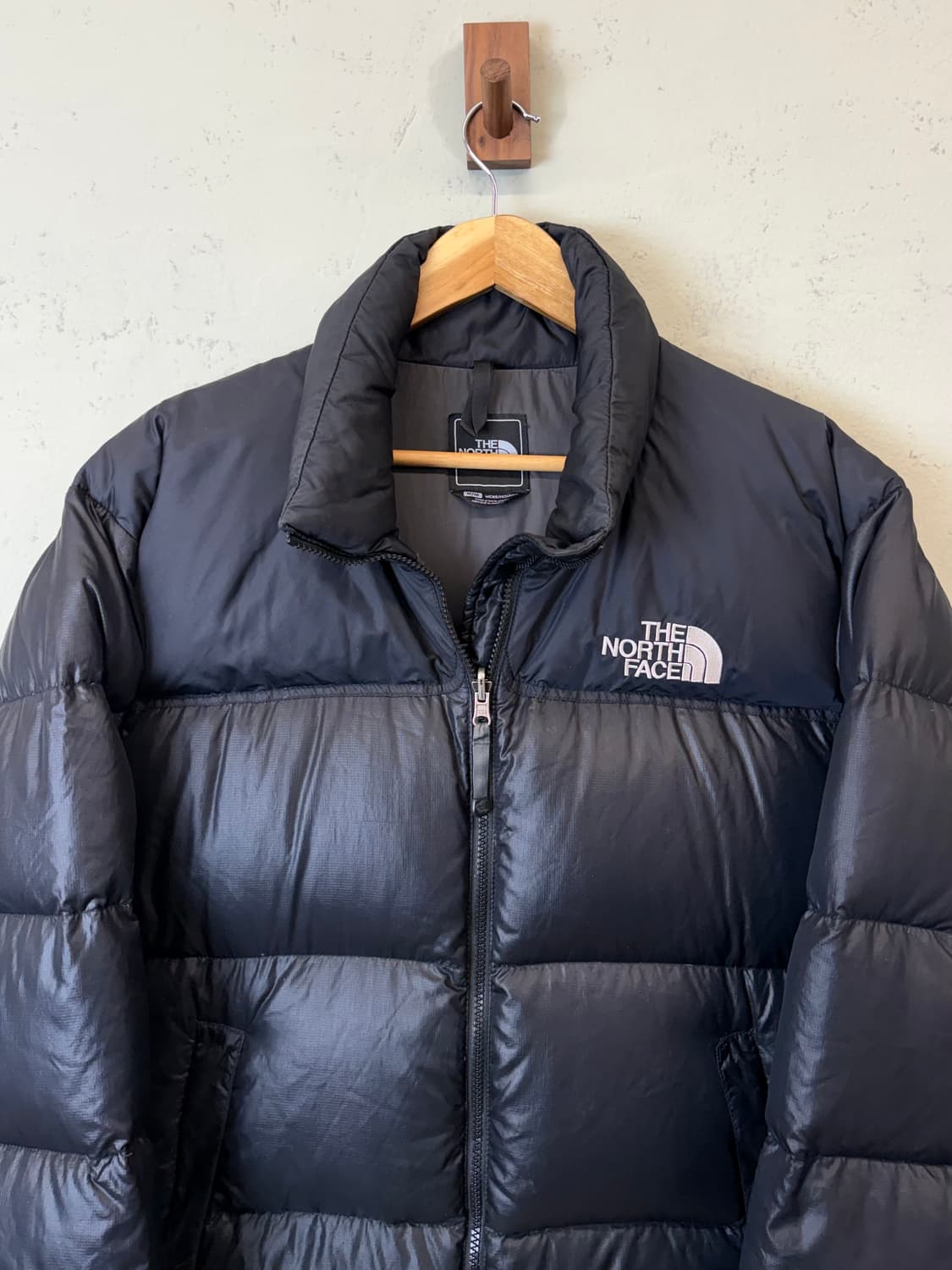 노스페이스 해외판 700 눕시 다운 패딩 블랙 상품이미지5