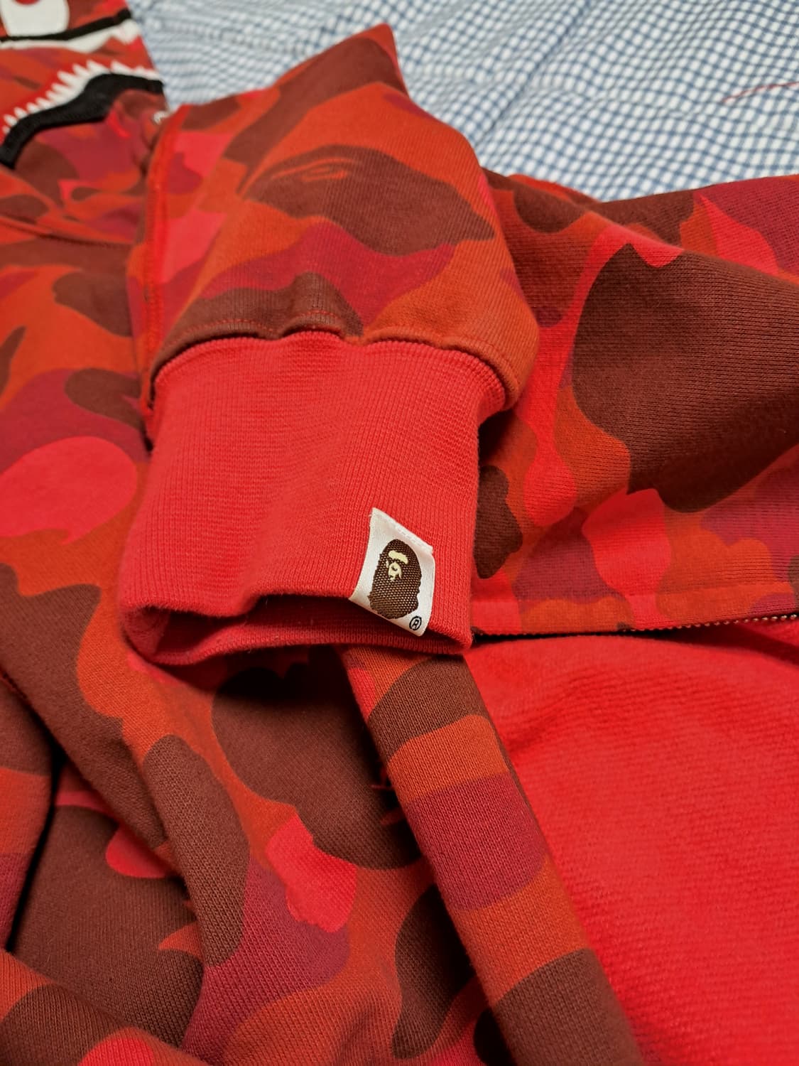 베이프 샤크후드 적계 레드 s 팝니다 상품이미지7