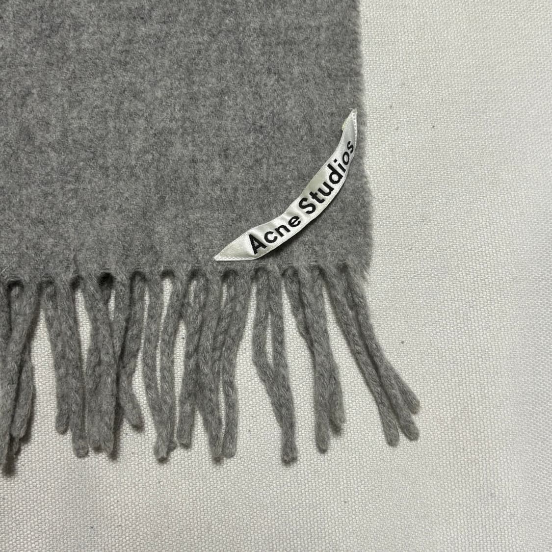 OS 아크네 스튜디오 울 그레이 머플러 상품이미지3