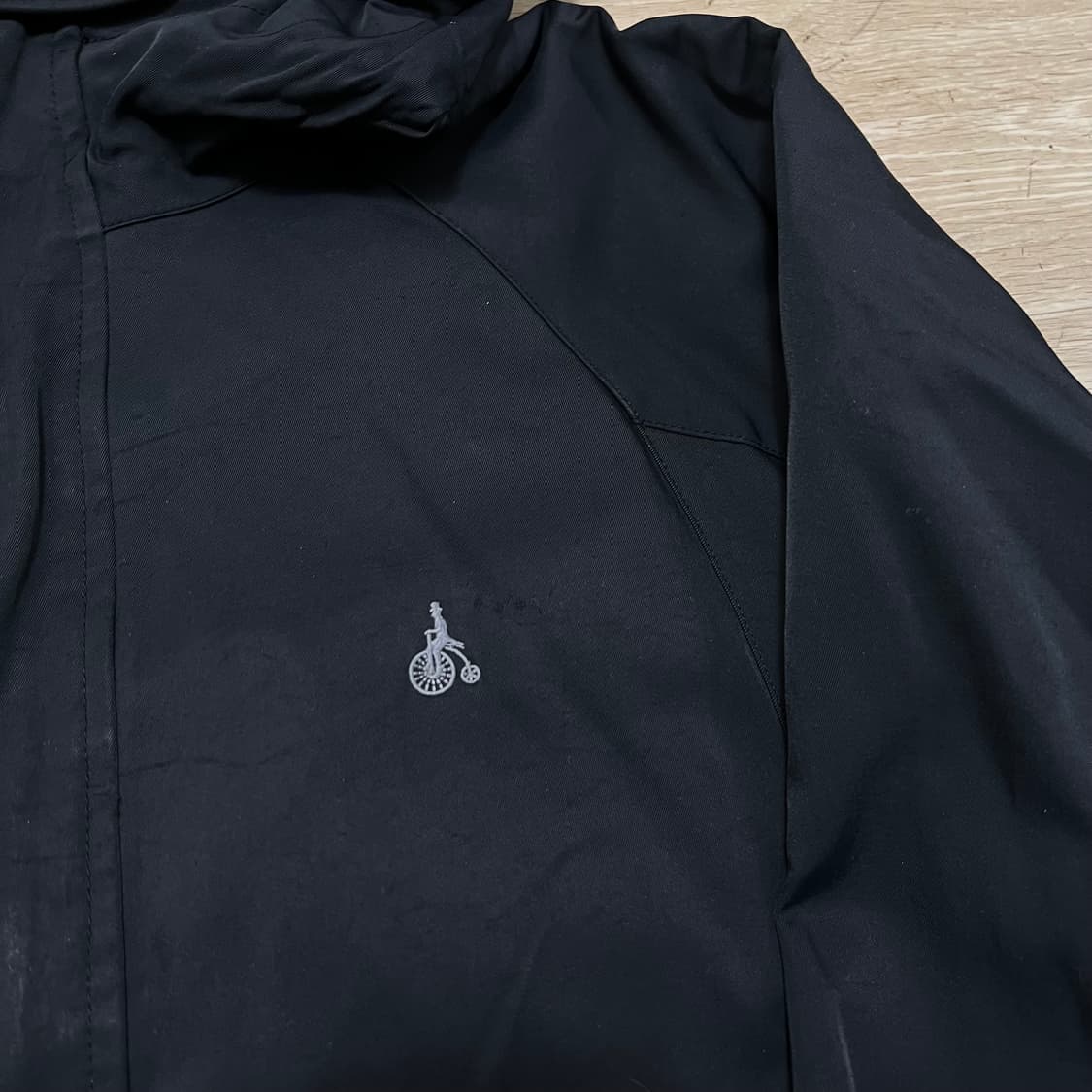 빈폴 스포츠 자수 로고 바람막이 후드자켓 [블랙] L/100 상품이미지4