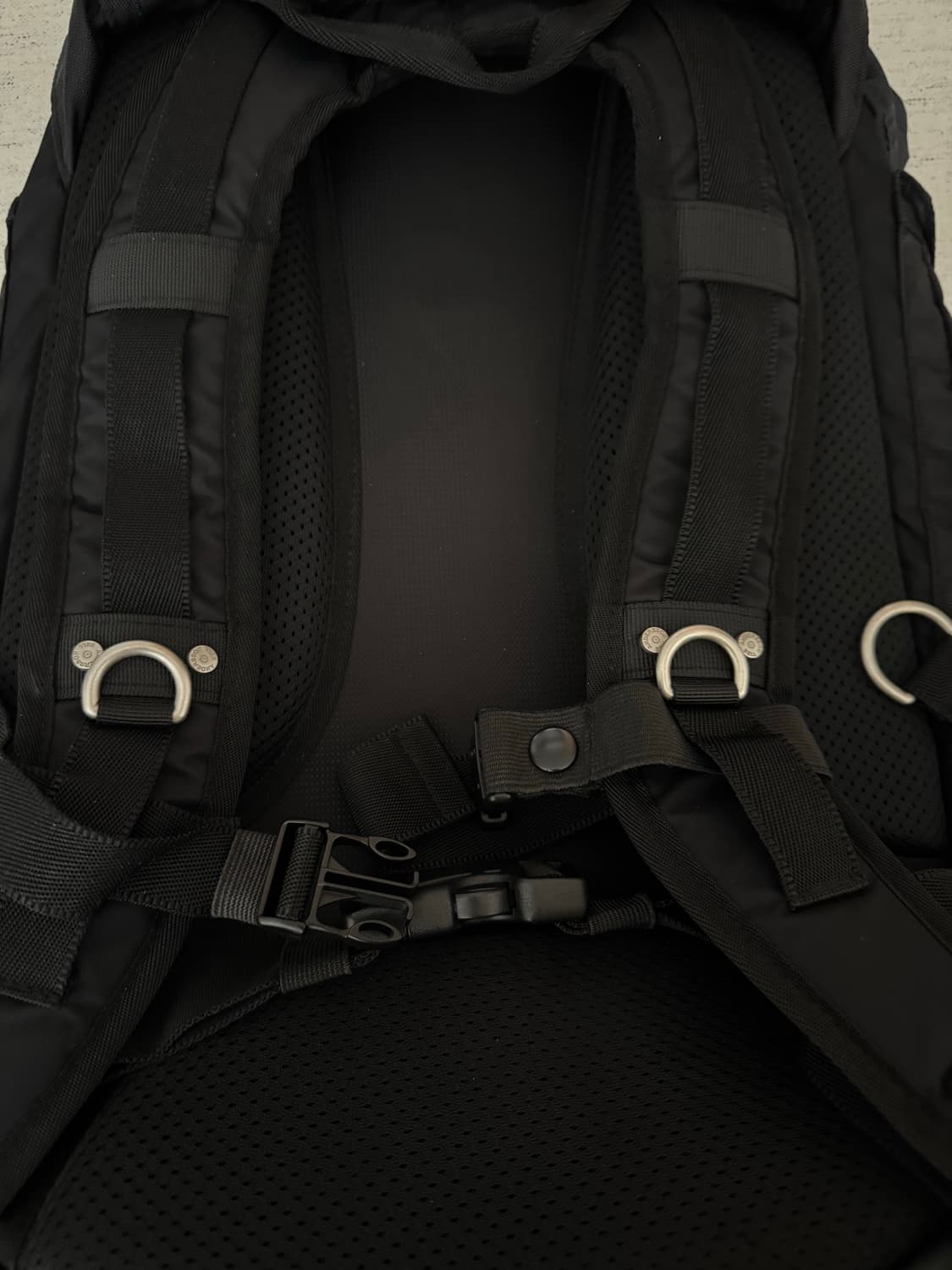 앤더슨벨 유니섹스 테크니컬 스몰 베를린 백팩 상품이미지7