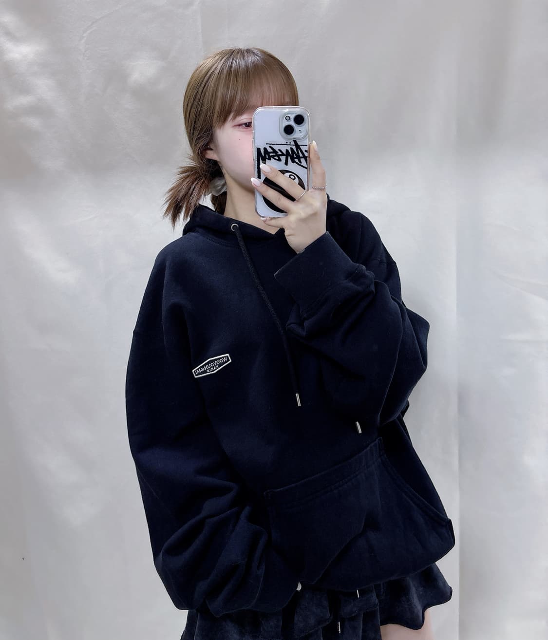 우영미 백로고 블랙 후드  상품이미지2