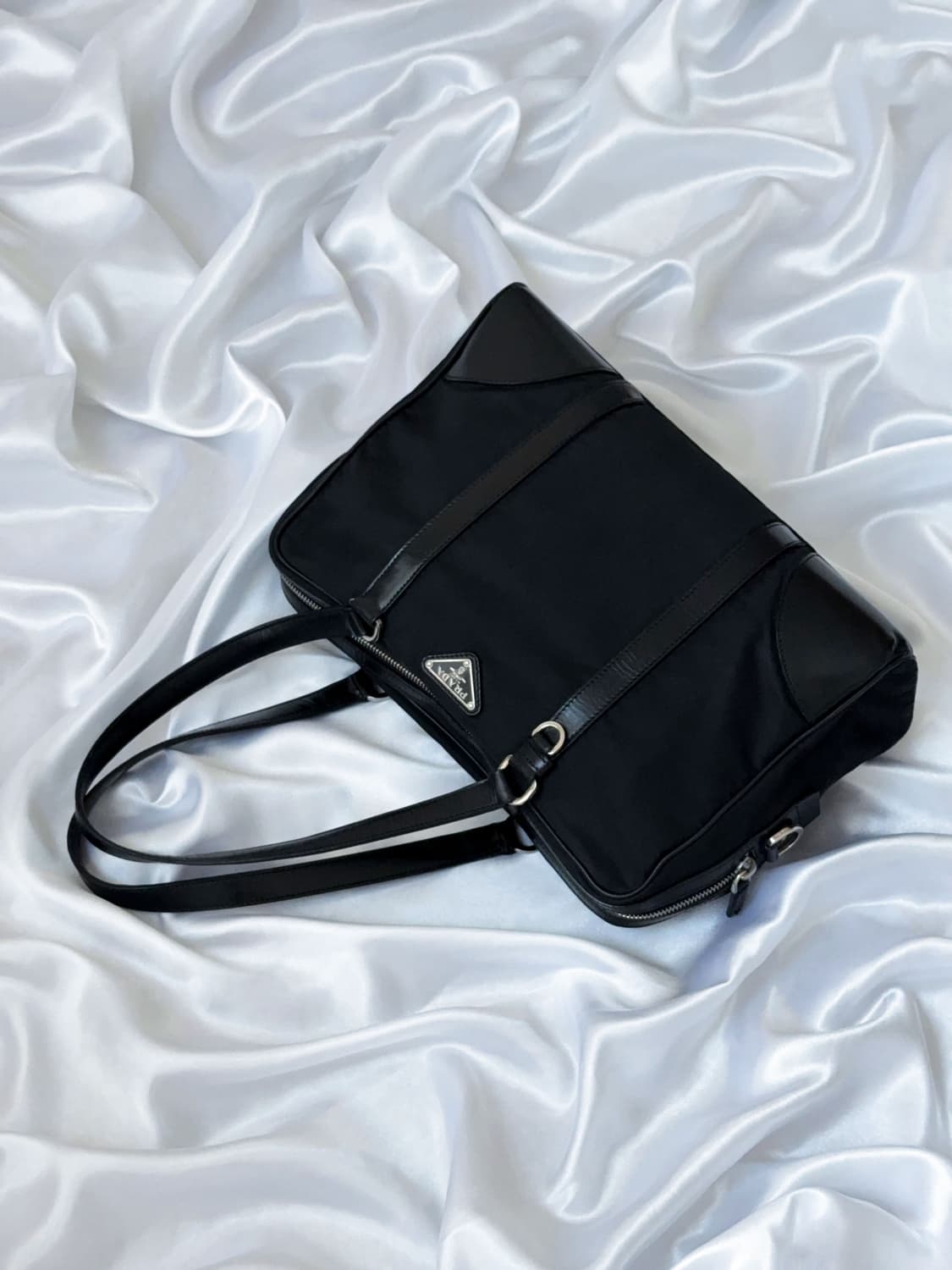 프라다 나일론 숄더백 상품이미지2