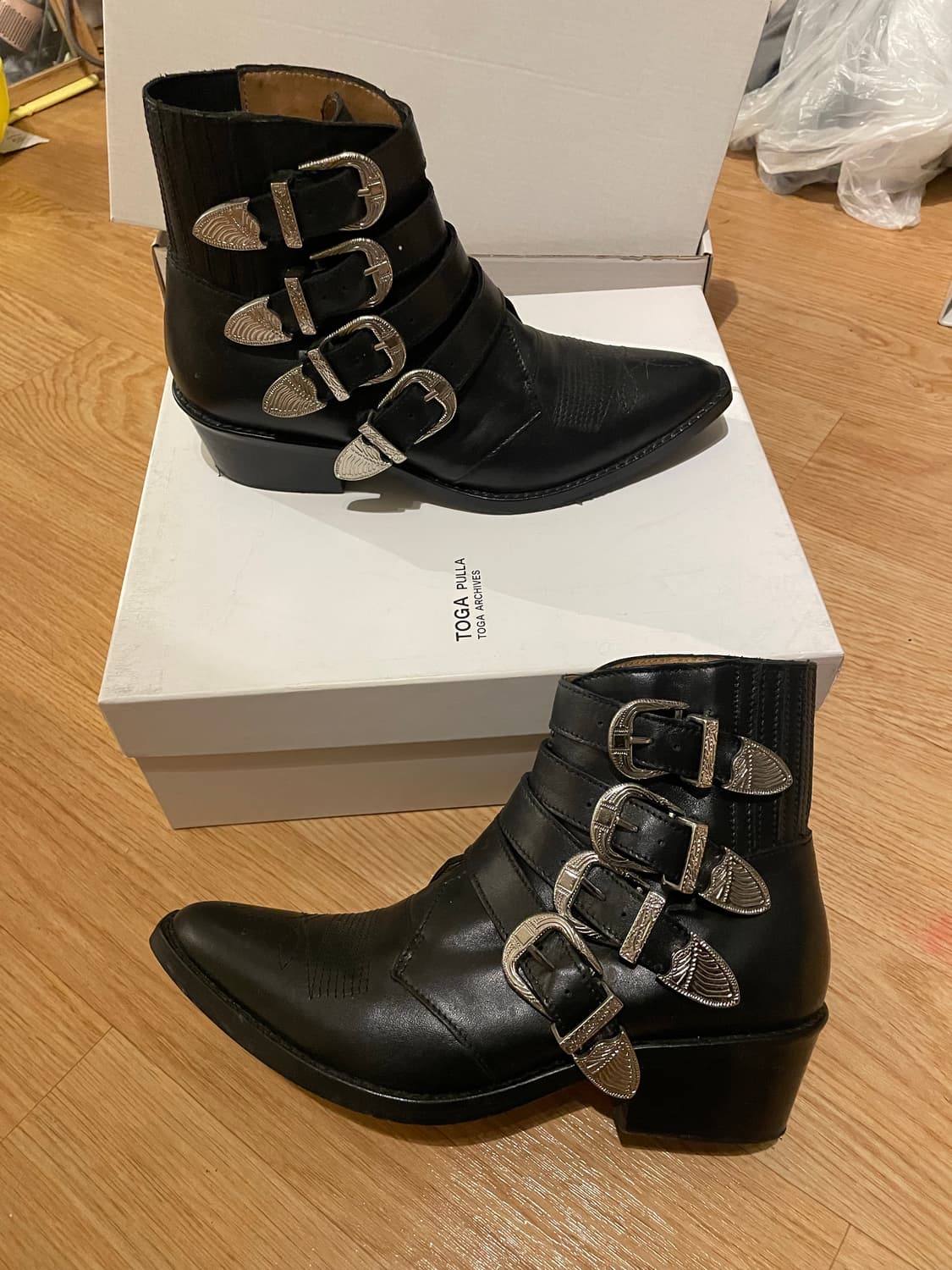 토가풀라 버클 앵클부츠 37.5 상품이미지1