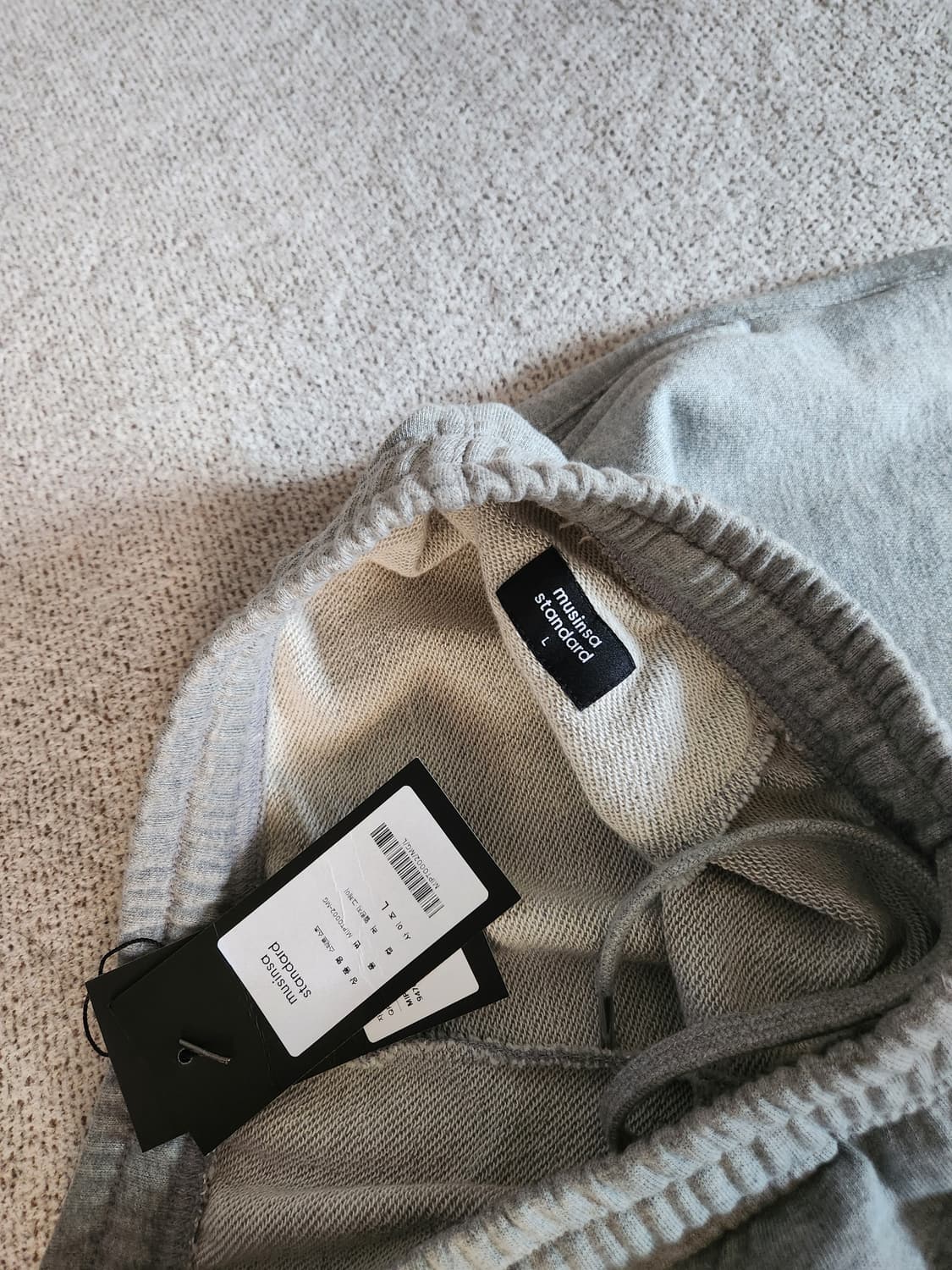 무신사스탠다드 스웨트쇼츠 그레이 L사이즈 상품이미지2