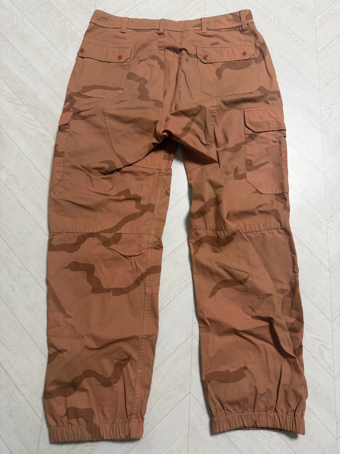 스톤아일랜드 슈프림 콜라보 세트 XL, 32사이즈 (황금사이즈) 상품이미지7