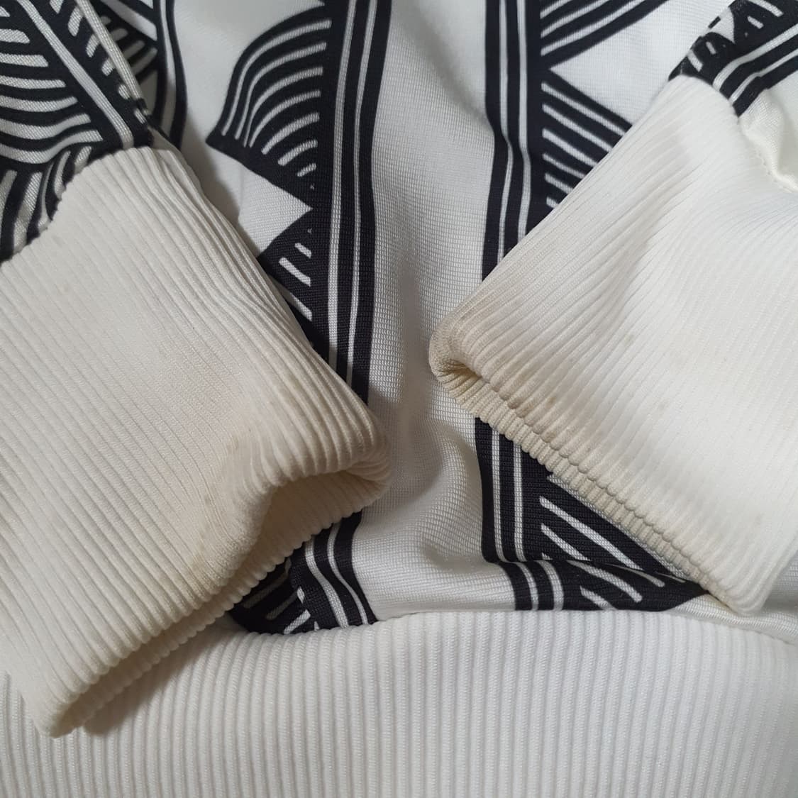 ✨ (바배) 아디다스 팜 콜라보 파이어버드 빅로고 트랙탑 져지 상품이미지6