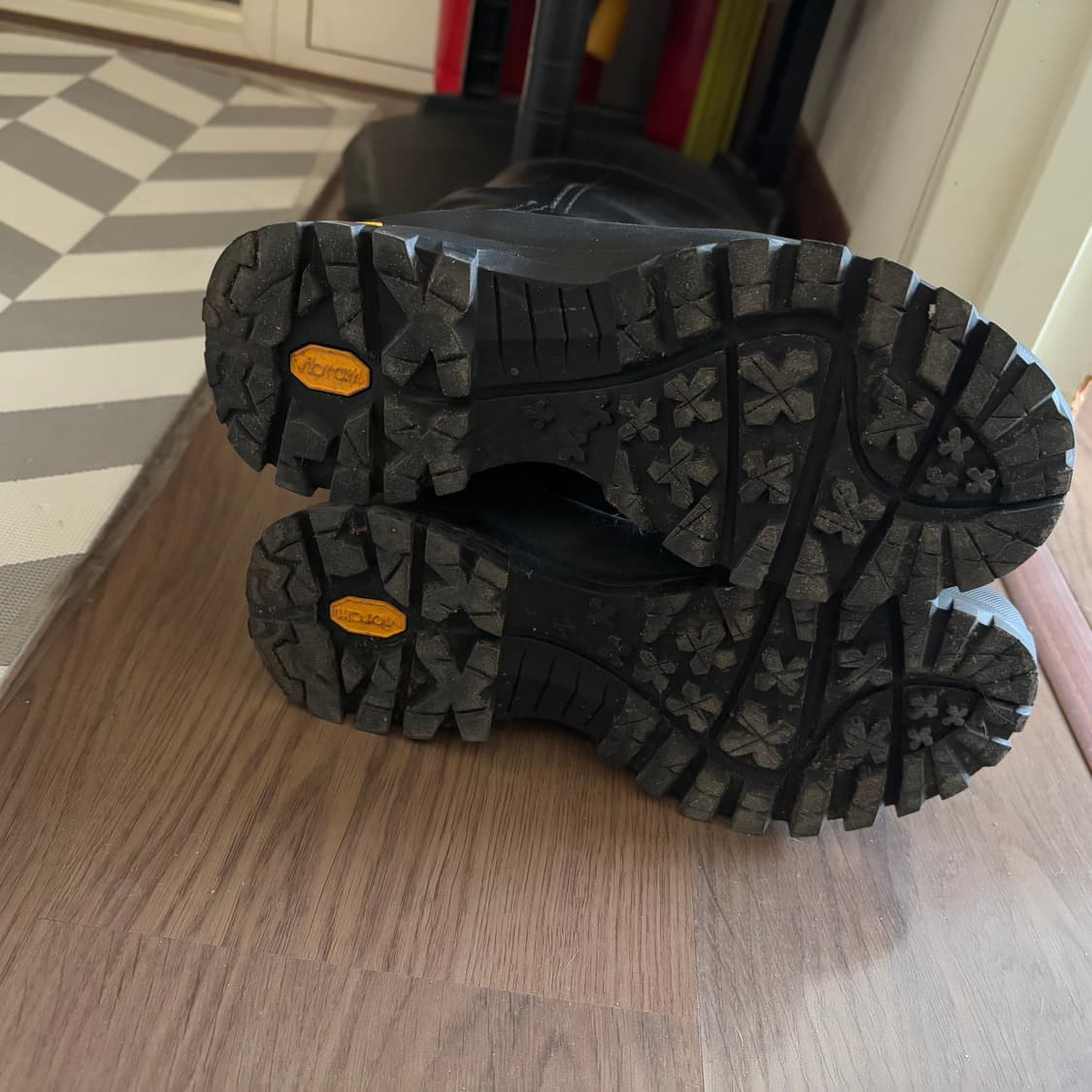 리본빛X아카이브앱크 비브람부츠 36사이즈 상품이미지8