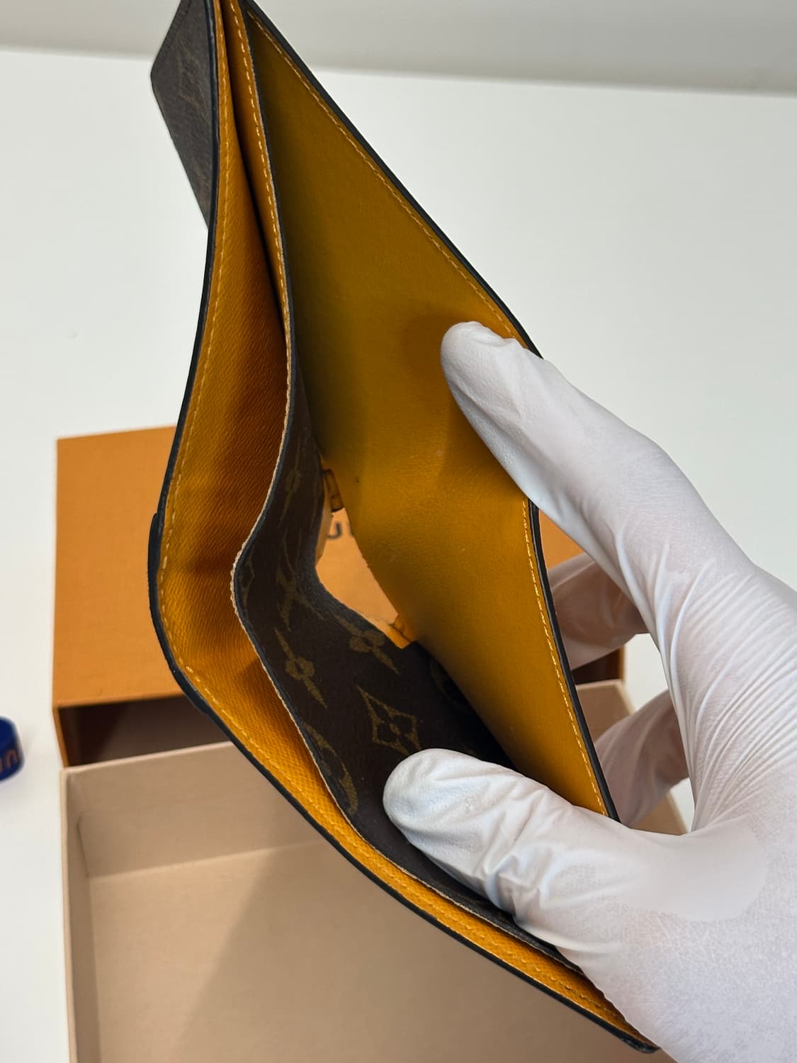 A / 루이비통 멀티플 월릿 모노그램 마카사르 사프란 옐로우 상품이미지10