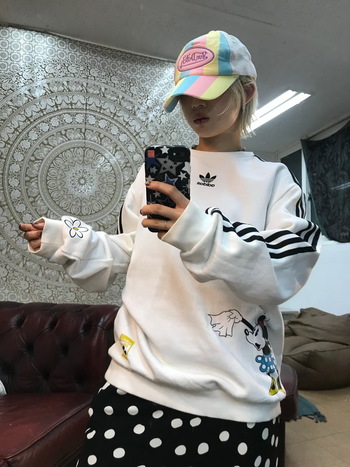 아디다스 x디즈니 프린팅 맨투맨  상품이미지1