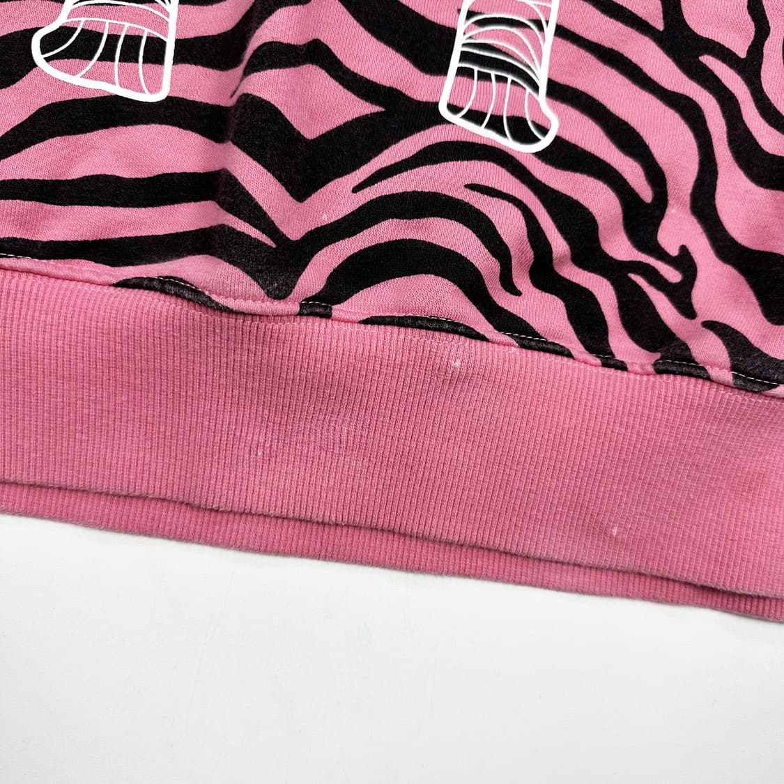 라이프워크 불독 핑크 패턴 맨투맨 (실측 L) 상품이미지7