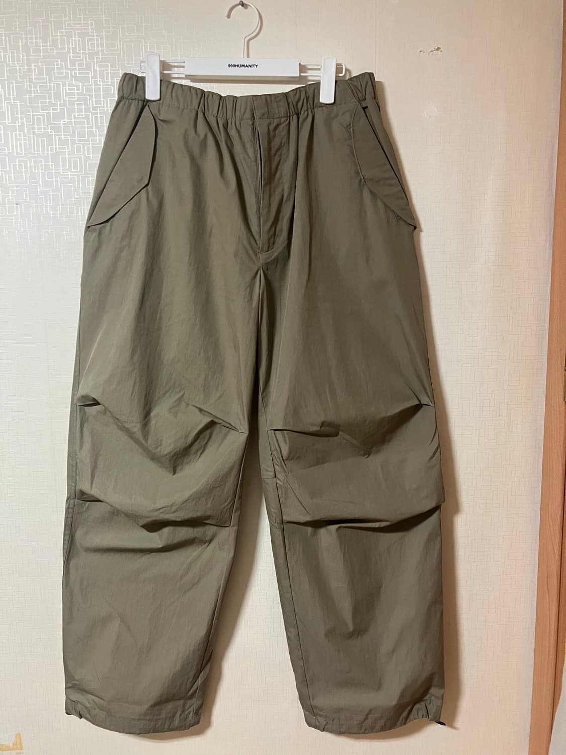 해칭룸 팬츠 상품이미지1