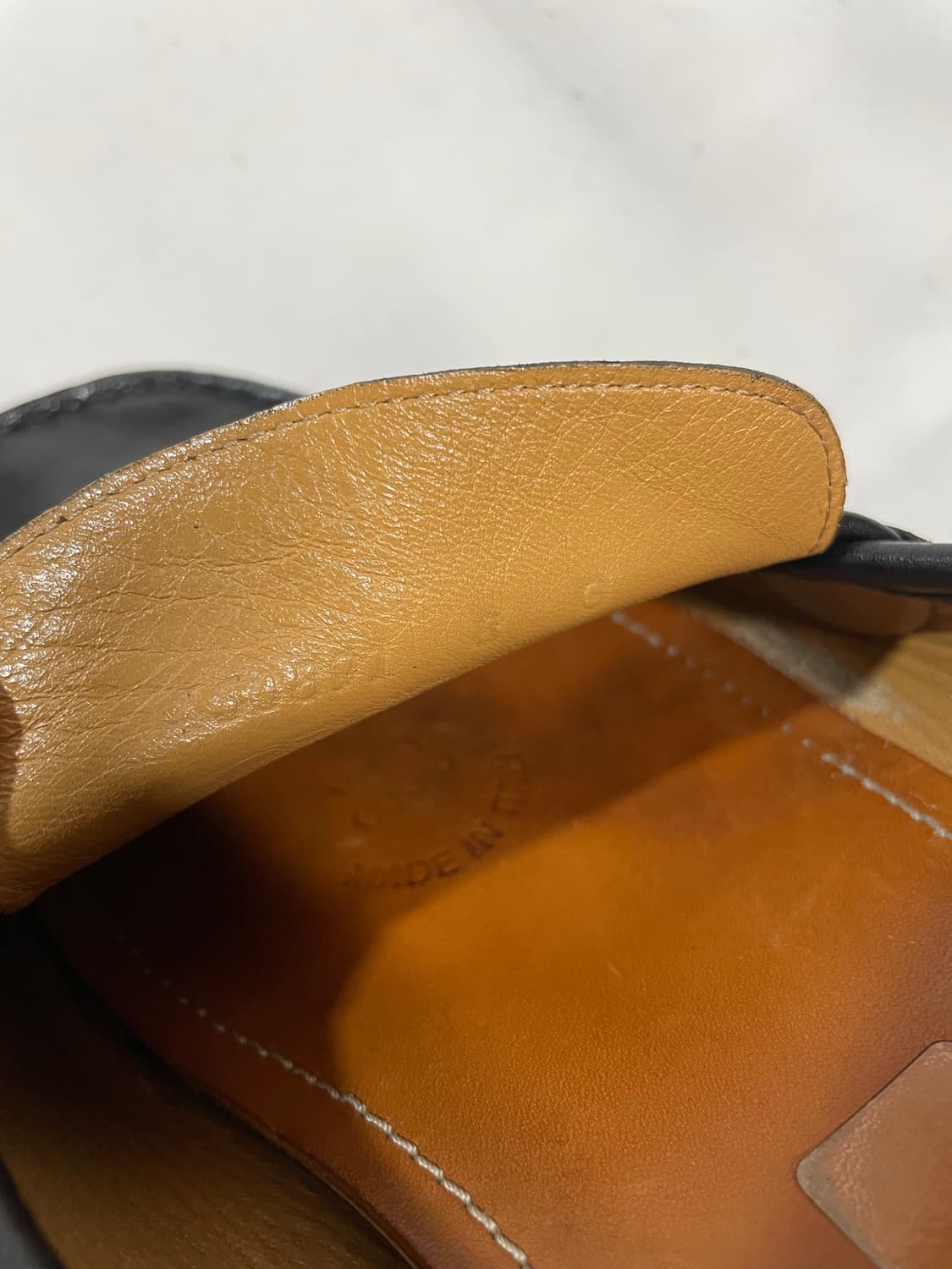 구찌 GG 웹디테일 스퀘어토 로퍼 상품이미지7