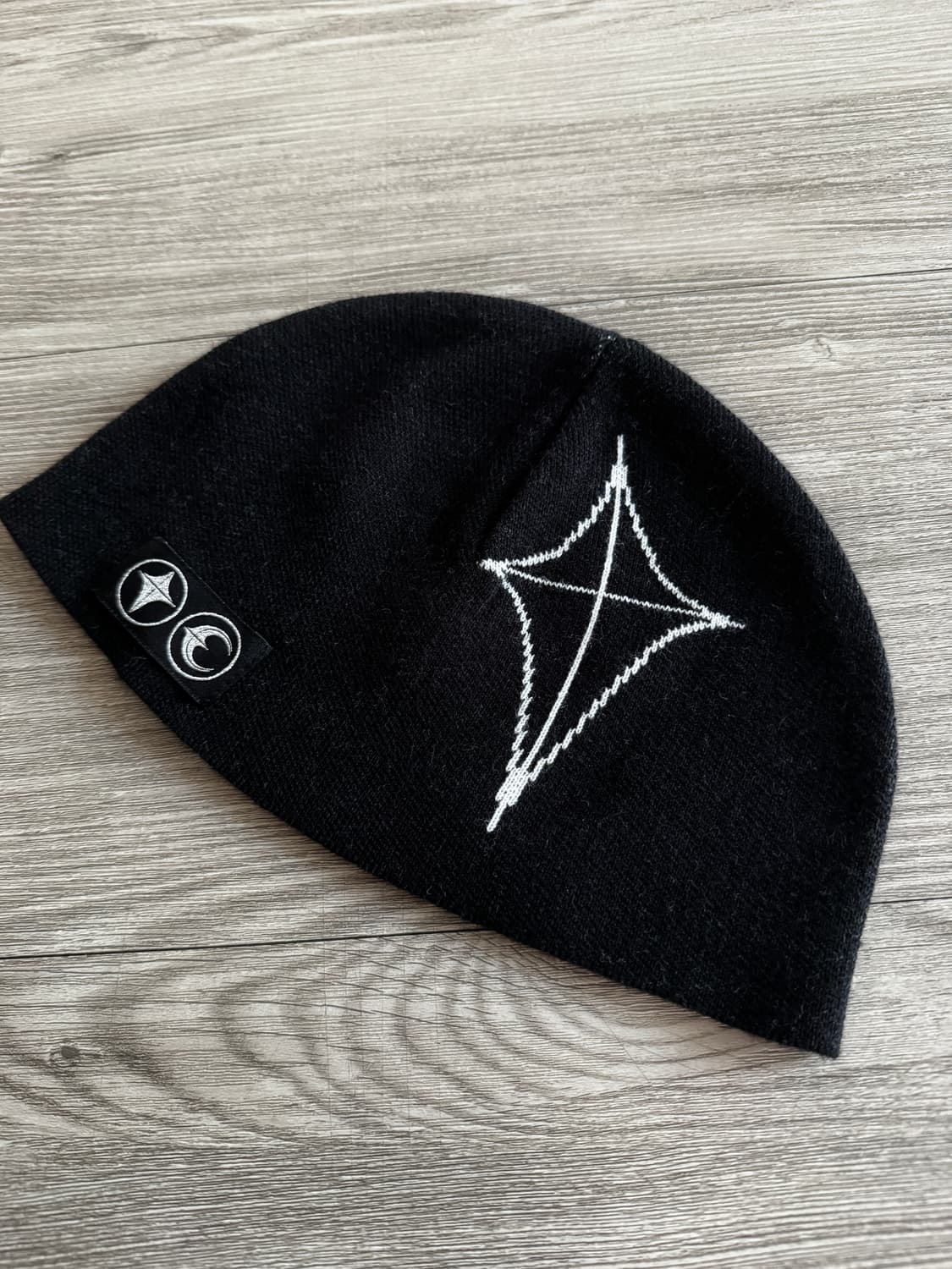 떠그클럽 자카드 비니 블랙 상품이미지2