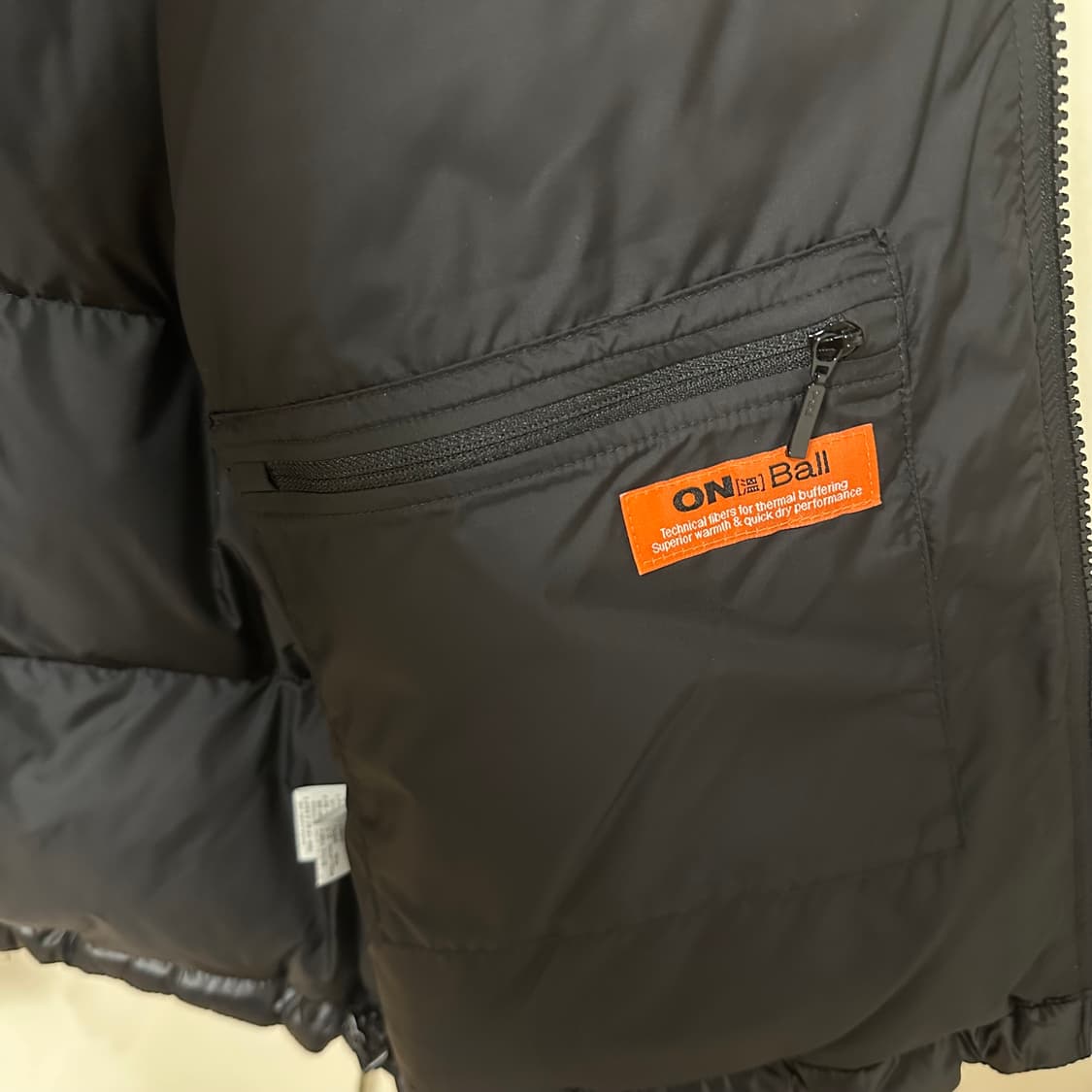 노스페이스 눕시 온볼 패딩 블랙 M사이즈 상품이미지7