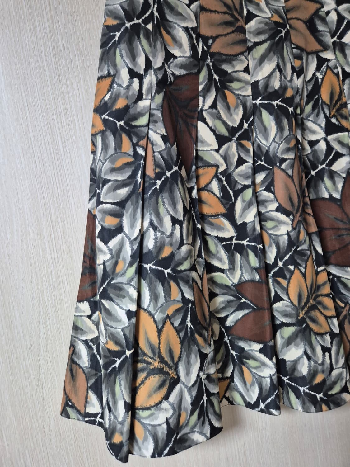 (정품) 마르니 플라워 스커트 패턴  플리츠 스커트 38 상품이미지3