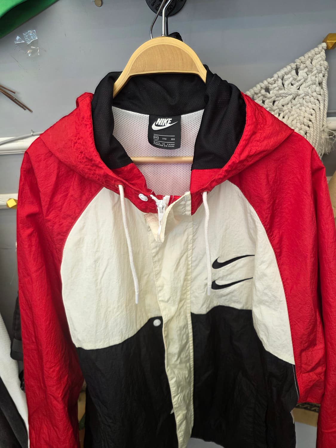 나이키 더블스우시 바람막이 XXL 110 상품이미지2