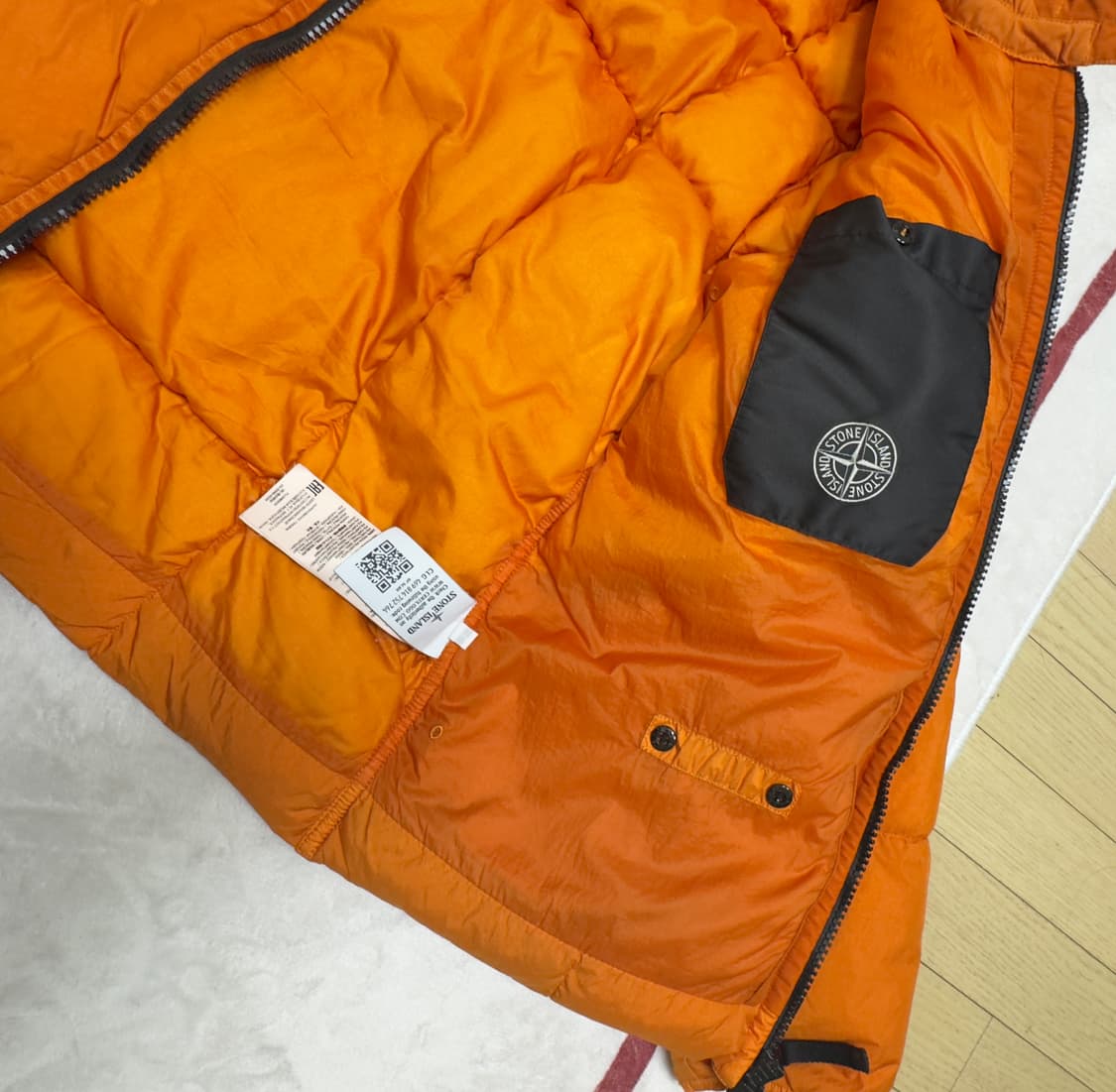 스톤아일랜드 크링크랩스 오렌지 패딩 L 상품이미지3