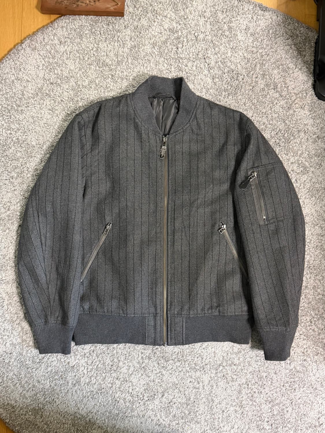 GU 스트라이프 봄버 자켓 상품이미지1