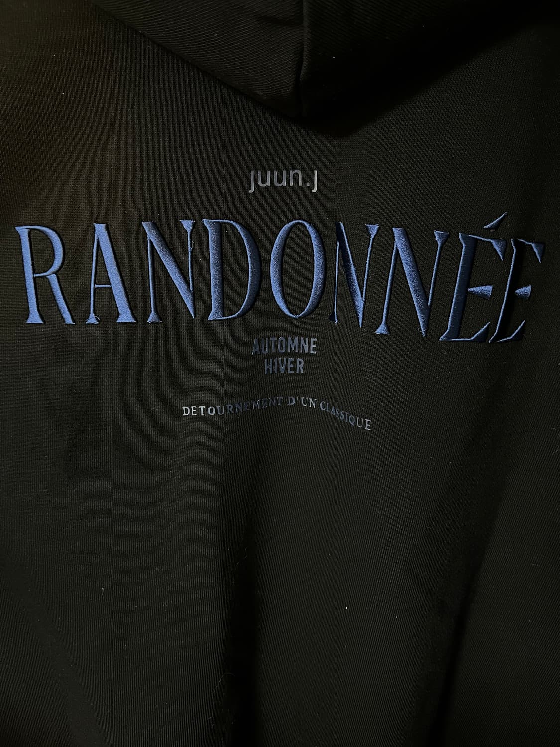 [M] 22FW 준지 레터링 후드 집업 블랙(최종가격) 상품이미지4